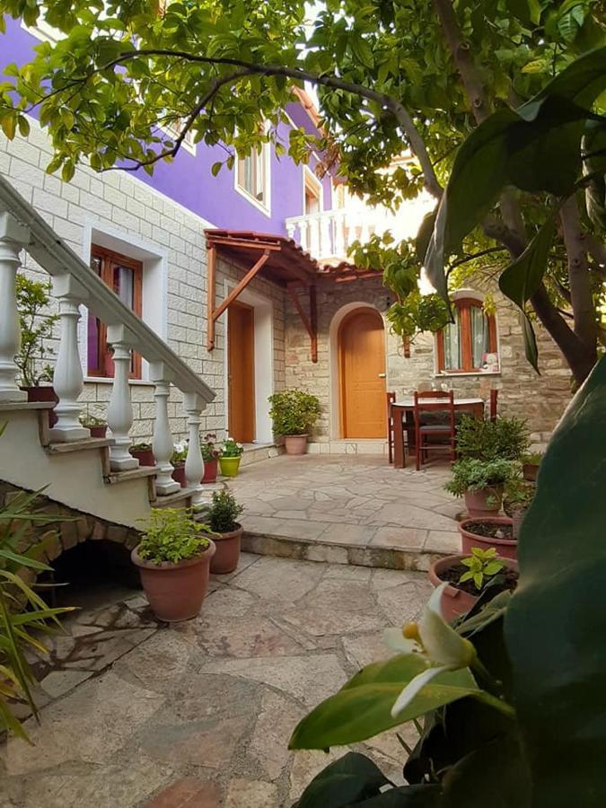 Guesthouse Hlias Gloria Berat Exterior foto